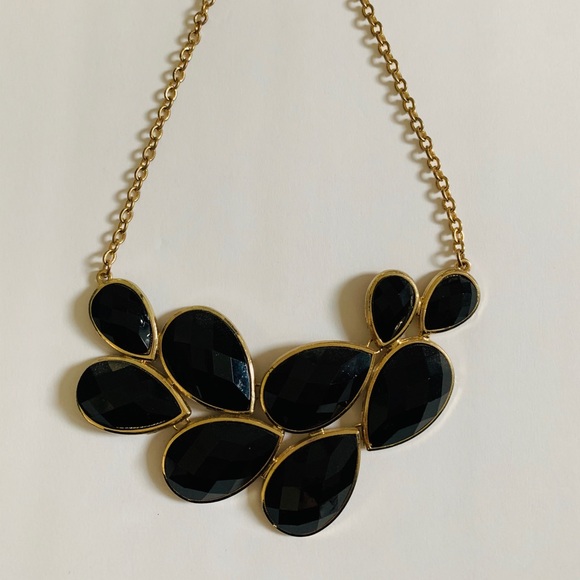 Lux Accessories Gold Tone And Black Cirlcle Tear Drop Stone Statement Necklace Lux Accessories Gold Tone And Black Cirlcle Tear Drop Stone Statement Necklace